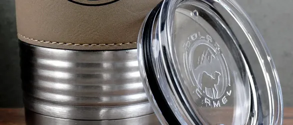 close up of lid detail