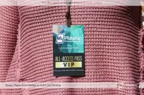 Glossy-Plastic-Event-Badge-VIP-Badge
