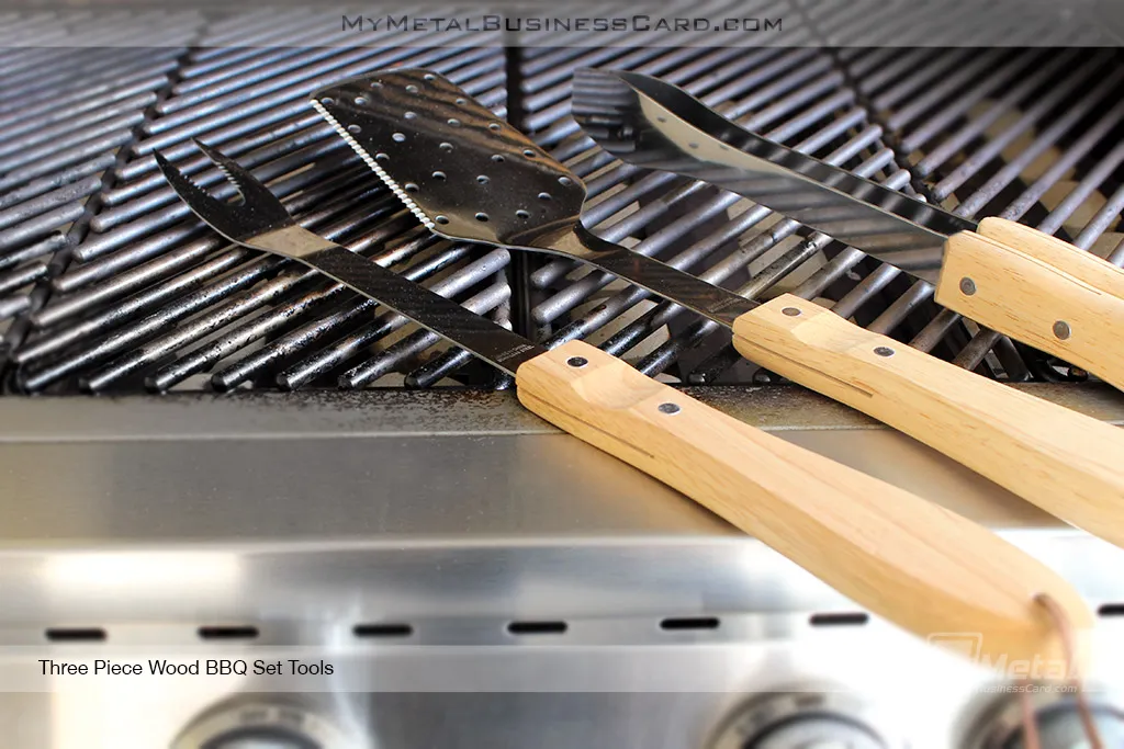 Wood-BBQ-Set-In-Wooden-Box-WIth-Tools