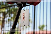Metal-Luggage-Tag-With-Black-and-Red-Spot-Color